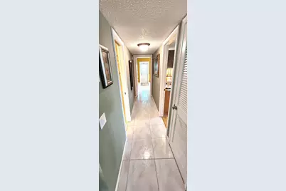 1042 N Dr Drive #D, Delray Beach, FL 33445 - Photo 16