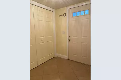 533 S Lakes End Drive #1, Fort Pierce, FL 34982 - Photo 4