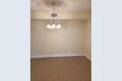 533 S Lakes End Drive #1, Fort Pierce, FL 34982 - Photo 6