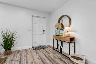 2015 SW 18th Drive, Boynton Beach, FL 33426 - Photo 2