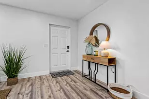 2015 SW 18th Dr, Boynton Beach, FL 33426 - Photo 2