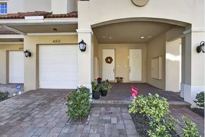 4511 Artesa Way S, Palm Beach Gardens, FL 33418 - Photo 2