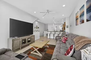 4511 Artesa Way S, Palm Beach Gardens, FL 33418 - Photo 16