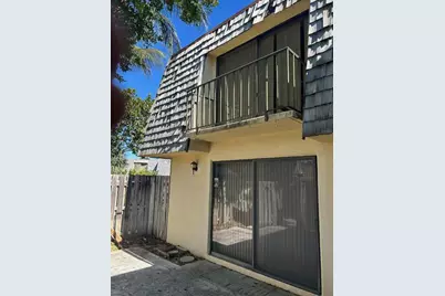 192 Lake Arbor Drive #192, Palm Springs, FL 33461 - Photo 6