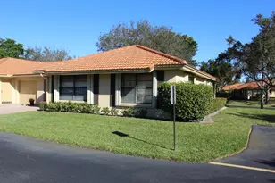 9825 Clusia Tree Dr, Boynton Beach, FL 33436 - Photo 2
