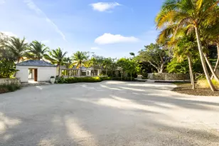 109 S River Rd, Sewalls Point, FL 34996 - Photo 68
