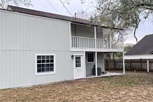 2066 54th Ave, Vero Beach, FL 32966 - Photo 2