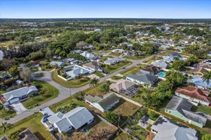 2561 SE Jason Ave, Port Saint Lucie, FL 34952 - Photo 26