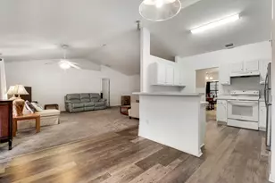 4074 SW Darwin Blvd, Port Saint Lucie, FL 34953 - Photo 10