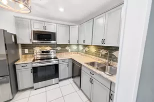 5852 Dream Ct, Fort Pierce, FL 34982 - Photo 4