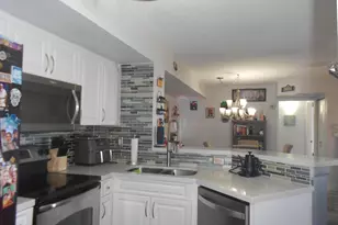 1000 Scotia Dr, Hypoluxo, FL 33462 - Photo 2