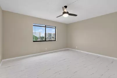 2828 Tennis Club Drive #403, West Palm Beach, FL 33417 - Photo 10