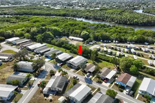 8491 Florence Dr, Port Saint Lucie, FL 34952 - Photo 22