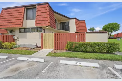 3861 Victoria Drive #3861, West Palm Beach, FL 33406 - Photo 2