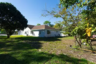 8895 Palomino Dr, Lake Worth, FL 33467 - Photo 48