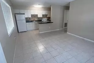 1037 N Victoria Park Rd, Fort Lauderdale, FL 33304 - Photo 2