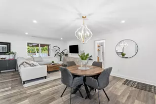 3952 SE Fairway W, Stuart, FL 34997 - Photo 12