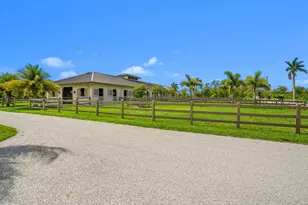16219 Hollow Tree Ln, Wellington, FL 33470 - Photo 30