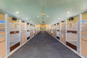 16219 Hollow Tree Ln, Wellington, FL 33470 - Photo 12