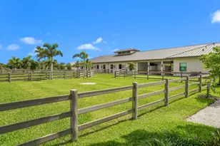 16219 Hollow Tree Ln, Wellington, FL 33470 - Photo 32