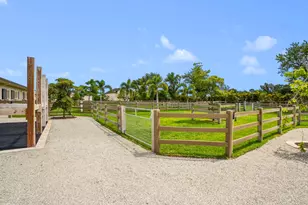 16219 Hollow Tree Ln, Wellington, FL 33470 - Photo 18