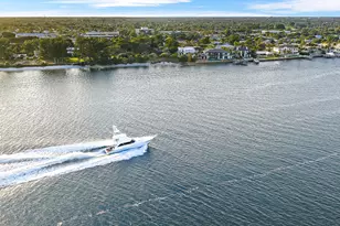 706 Lakeside Cir, North Palm Beach, FL 33408 - Photo 8