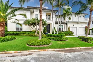 129 Santa Lucia Dr, West Palm Beach, FL 33405 - Photo 1