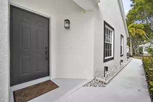 10726 Pelican Dr, Wellington, FL 33414 - Photo 8