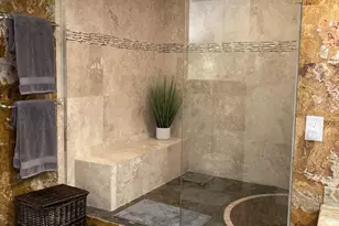 2740 NE 10th St, Pompano Beach, FL 33062 - Photo 12