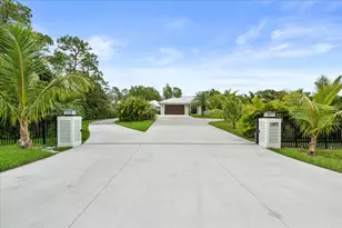 12875 157th St N, Jupiter, FL 33478 - Photo 2