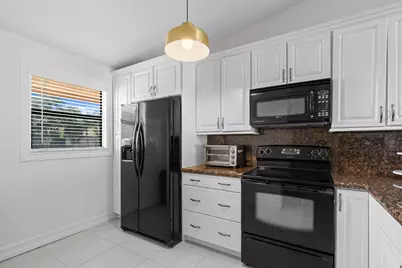 3350 Jaywood Terrace #J224, Boca Raton, FL 33431 - Photo 10