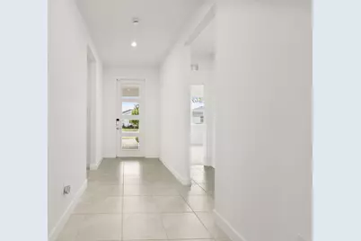 14499 SW Woodford Way, Port Saint Lucie, FL 34987 - Photo 16