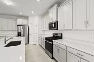 14499 SW Woodford Way, Port Saint Lucie, FL 34987 - Photo 10