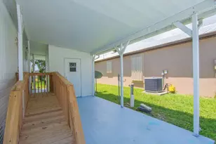 14 Golf Dr, Port Saint Lucie, FL 34952 - Photo 8
