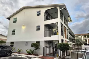 1021 NE 24th Ave, Pompano Beach, FL 33062 - Photo 10