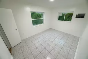 1021 NE 24th Ave, Pompano Beach, FL 33062 - Photo 2