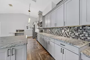 2800 SW Montego Terrace, Stuart, FL 34997 - Photo 8