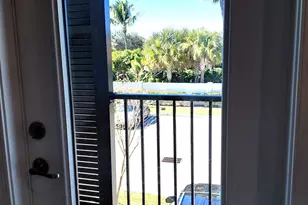 8878 Lake Worth Rd, Lake Worth, FL 33467 - Photo 10