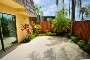 5742 SE Windsong Ln, Stuart, FL 34997 - Photo 2