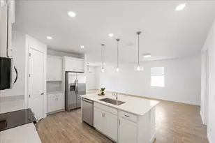 3526 Angler Dr, Fort Pierce, FL 34946 - Photo 2