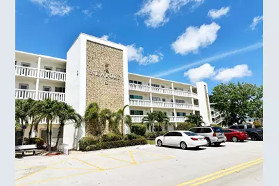3097 Newport S #3097, Deerfield Beach, FL 33442 - Photo 1