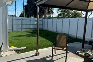 1077 Fernlea Dr, West Palm Beach, FL 33417 - Photo 16