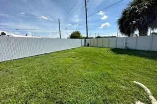 1077 Fernlea Dr, West Palm Beach, FL 33417 - Photo 6