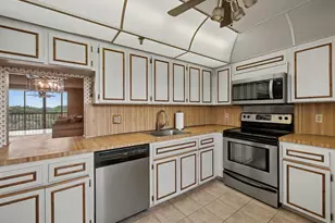 198 NW 67th St, Boca Raton, FL 33487 - Photo 4