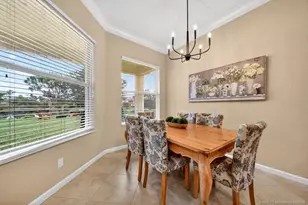 8121 SW Marin Dr, Stuart, FL 34997 - Photo 10