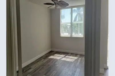 99 SE Mizner Boulevard #423, Boca Raton, FL 33432 - Photo 16