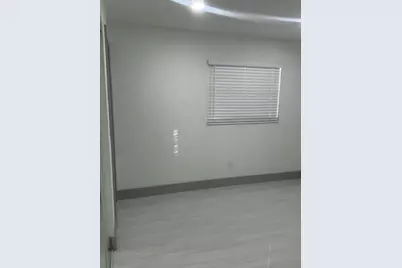 3401 Evergreen, Palm Springs, FL 33461 - Photo 10