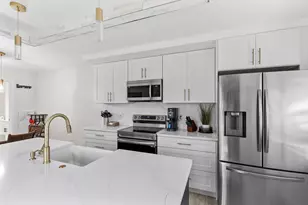 2842 SW Lakemont Pl, Palm City, FL 34990 - Photo 14