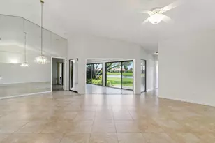 5942 Parkwalk Cir W, Boynton Beach, FL 33472 - Photo 10