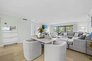 12926 Briarlake Dr, Palm Beach Gardens, FL 33418 - Photo 4